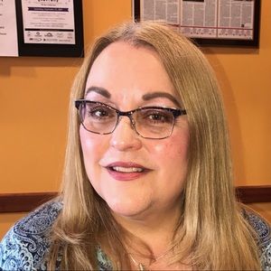 Meet your Posher, Lynne